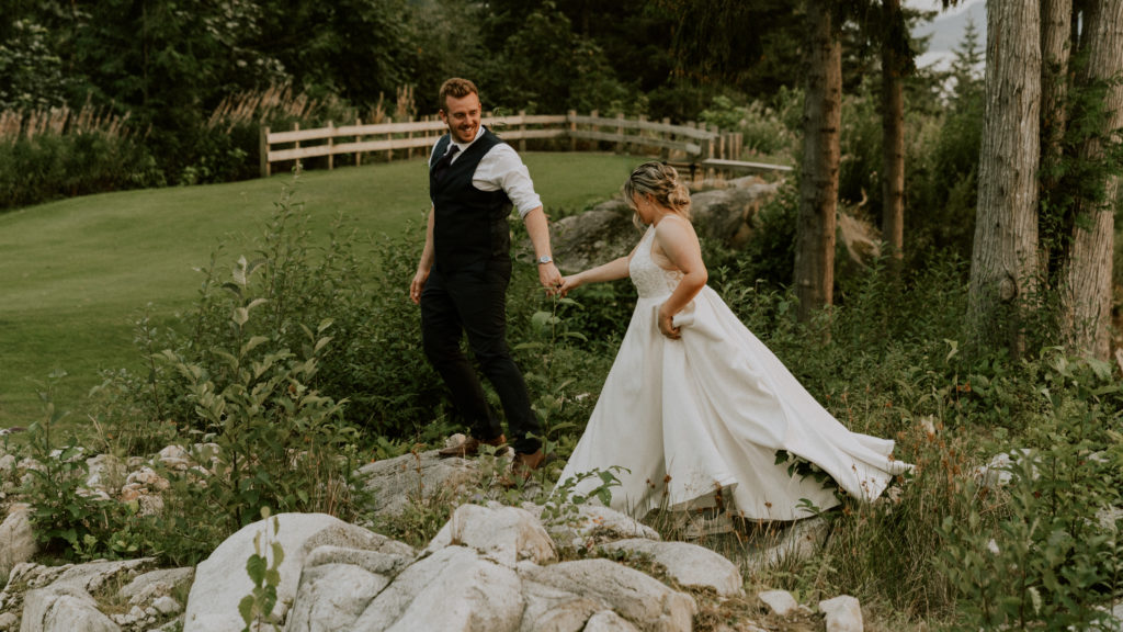 furry creek bride and groom